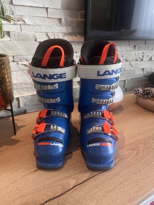Детски ски обувки Lange, ски Atomic race, ски каски 2 броя