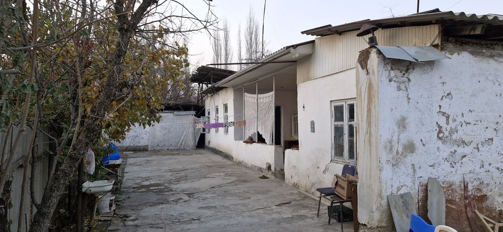 Продается дом в Янгибазаре цена договорны