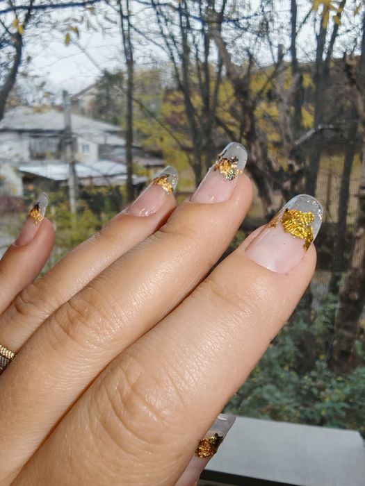 Manichiura și pedichiura