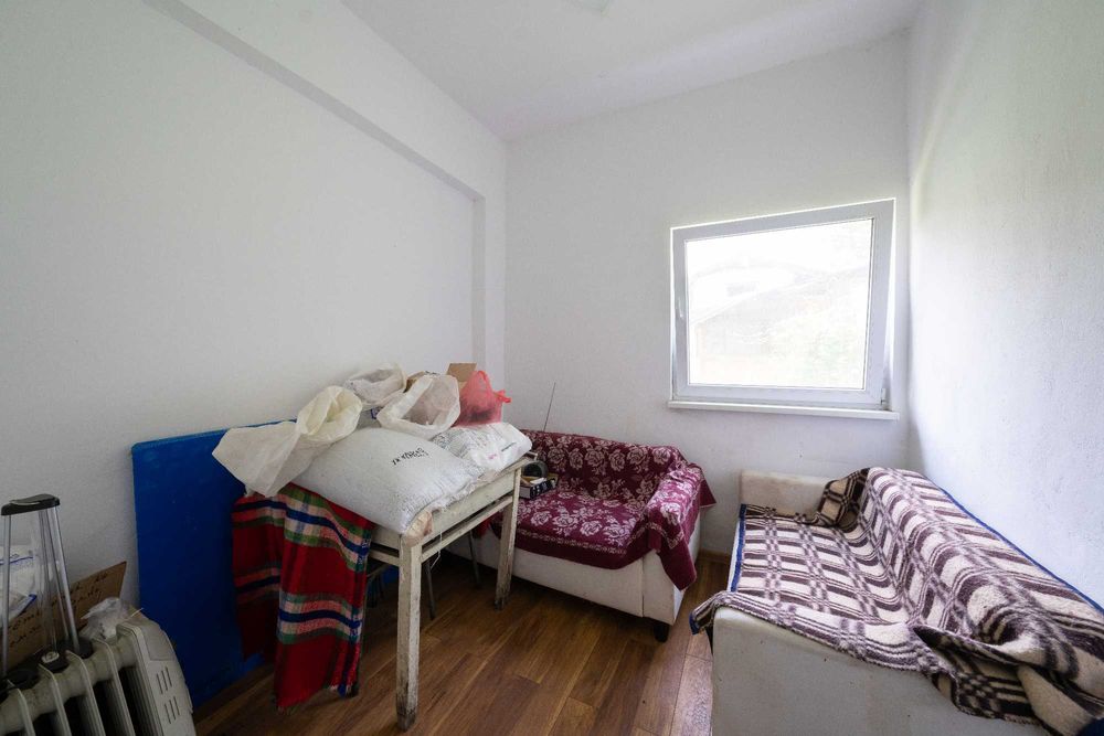 Бизнес и сграда за производство на сокове и сиропи