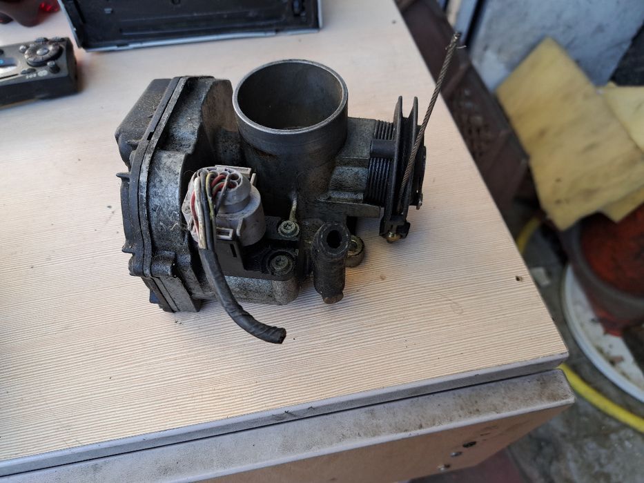 Оригинален дросел клапа Vw Golf 4 1.0