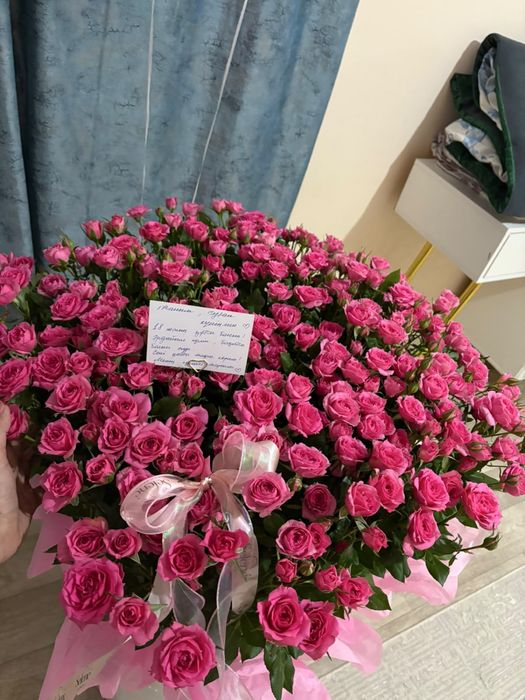 Гүл сатылады 12сағаттай болды