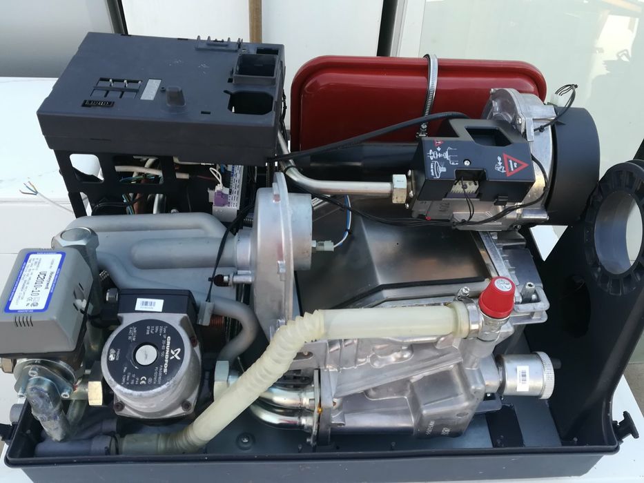 Газов котел BOSCH