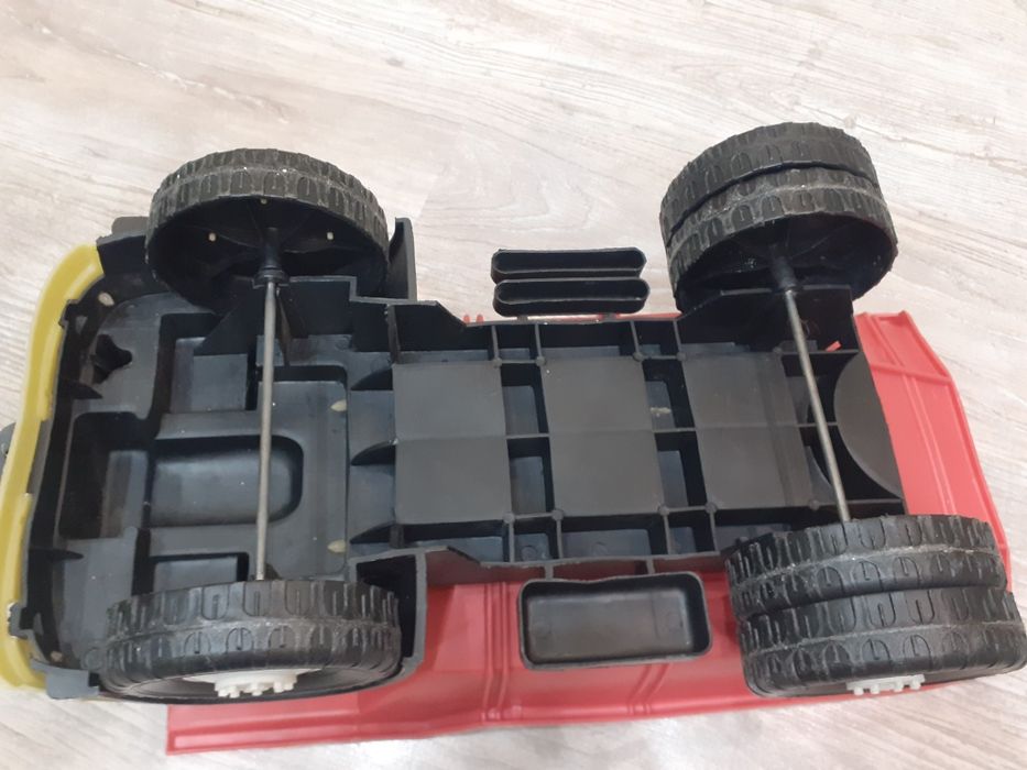 Продавам старо СОЦ камион камионче КДН Габрово