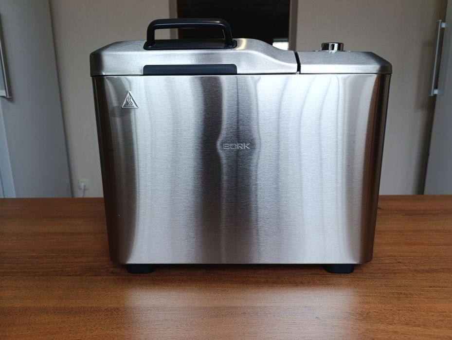 Хлепобечь BORK X800