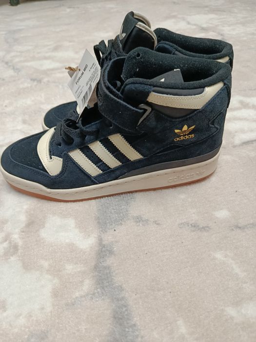 Кроссовки теплые 42 размер