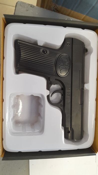 Детски метален пистолет с топчета и пушки