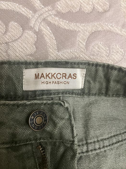 Продам женскую джинсовую  юбку