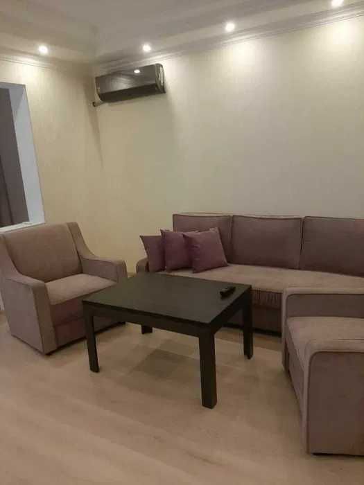 Сдаётся квартира ор-р Рынок Паркентский  2/6/9 на Яшнабадский