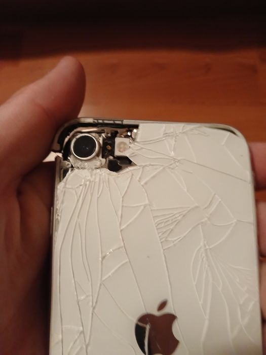 IPhone se 2020 pentru piese