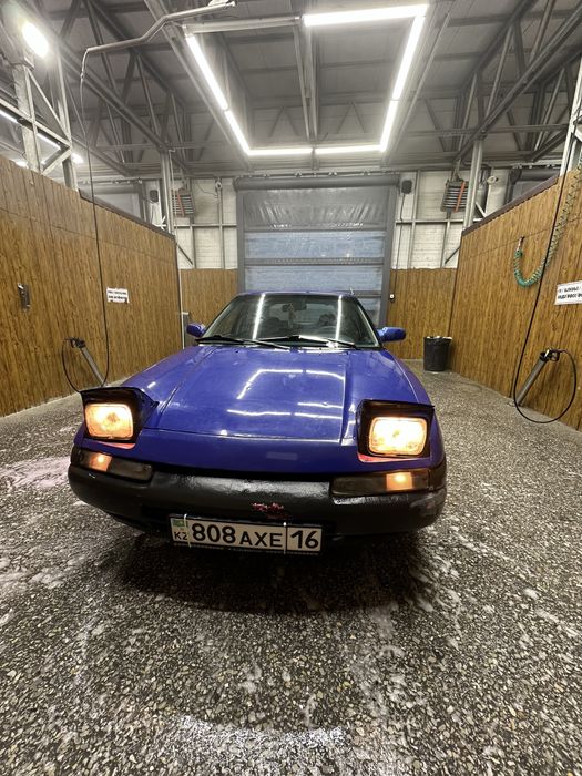 Продам mazda 323f