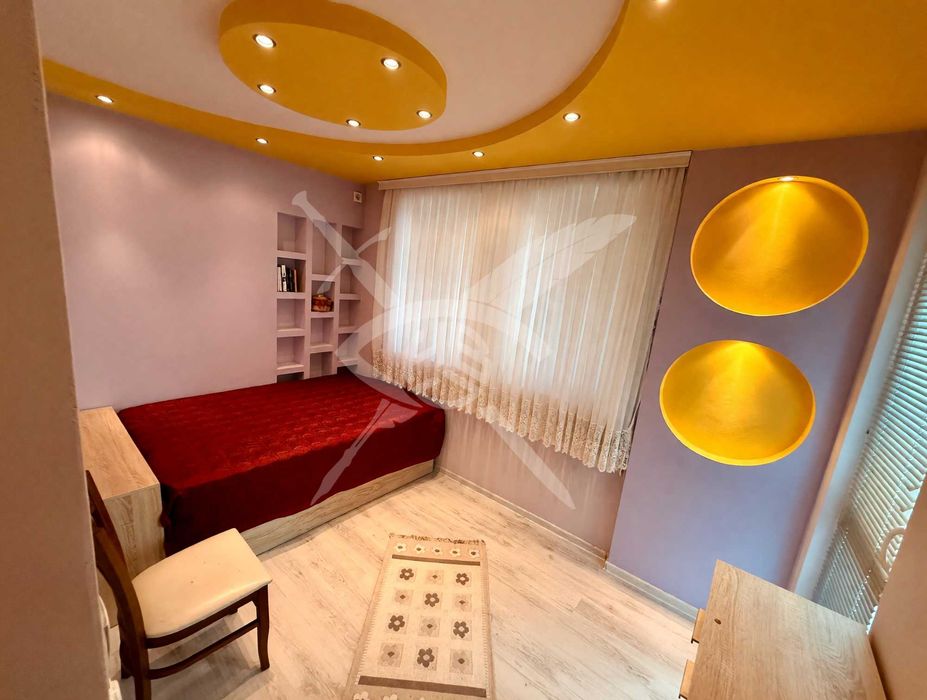Продава се 3ен в Центъра!103535