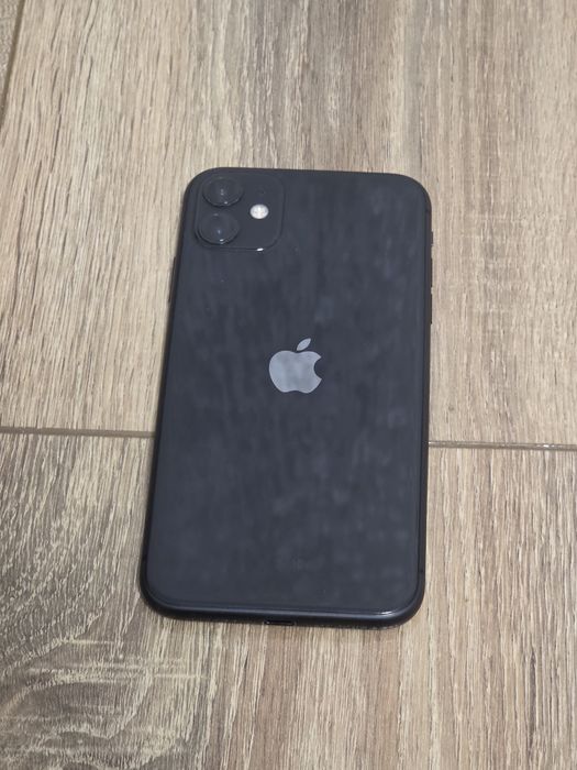 Продам i phone 11 64 gb