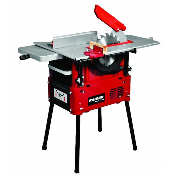 Продавам дървообработваща  машина RAIDER абрихт щрайхмус и циркуляр.