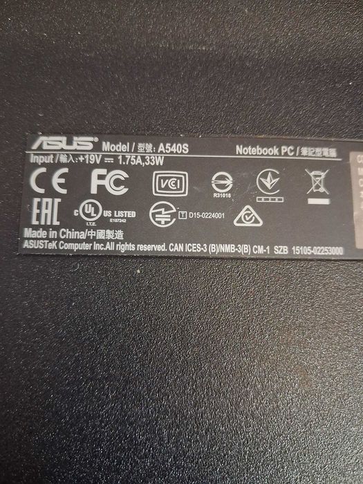 Vand Laptop Asus A540S