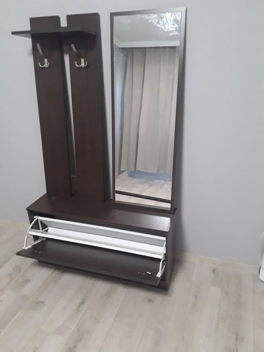 Порманъо с огледало