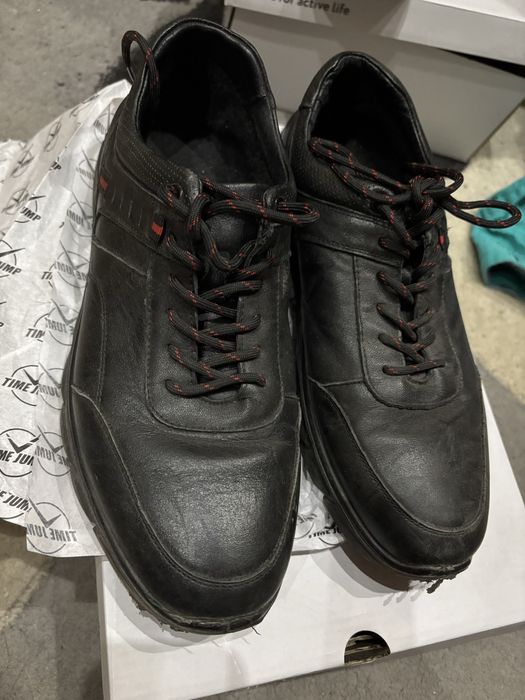 Кроссовки на весну