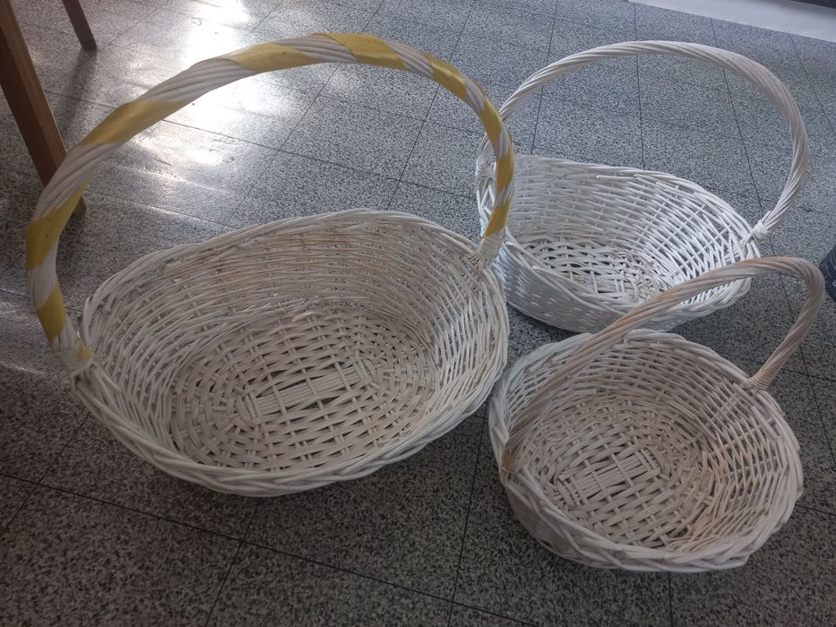 Срочно продам  плетеные корзины разных размеров