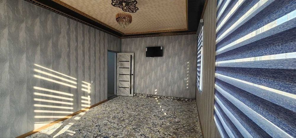 Фрунзиский KIUF 5 қаватда 2 хонали квартира ижарага берилади. ID: 1899