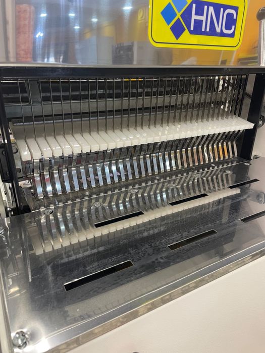 Хлеборезка, нан кешкіш аппарат