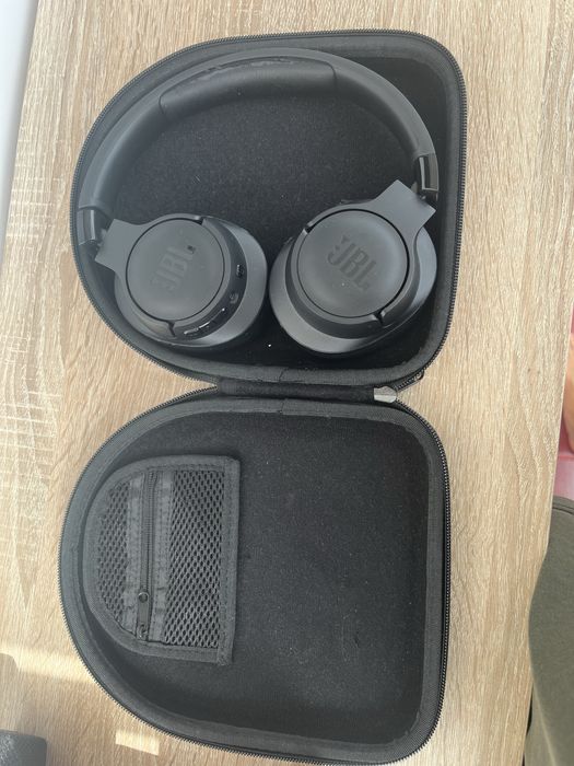 JBL Tune 710BT wireless