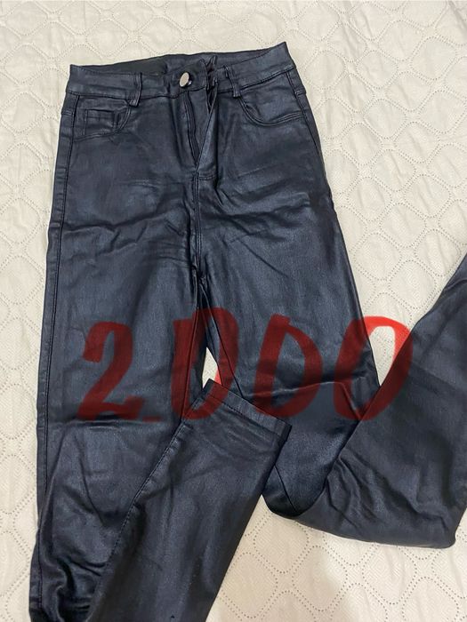 Продам вещи на девушку, размер 42-44.