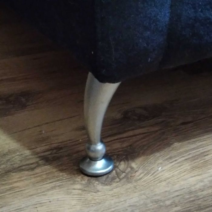 Черен фотьойл / кресло с изкуствени камъни