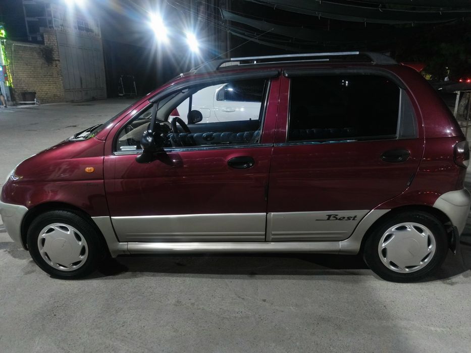 Matiz best (ispanskiy krasniy)
