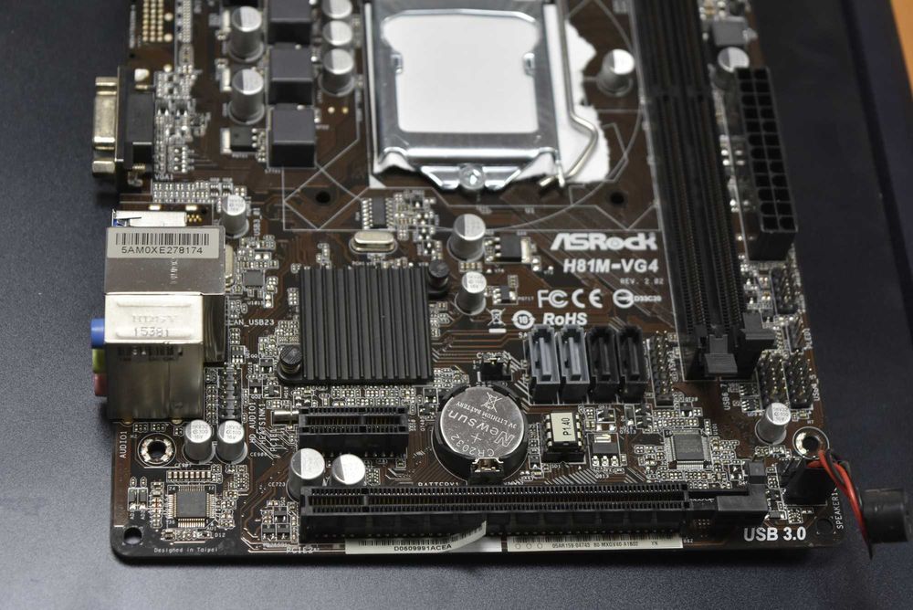 Дънна платка Asrock H81M-VG4 1150 socket DDR3 - топ състояние
