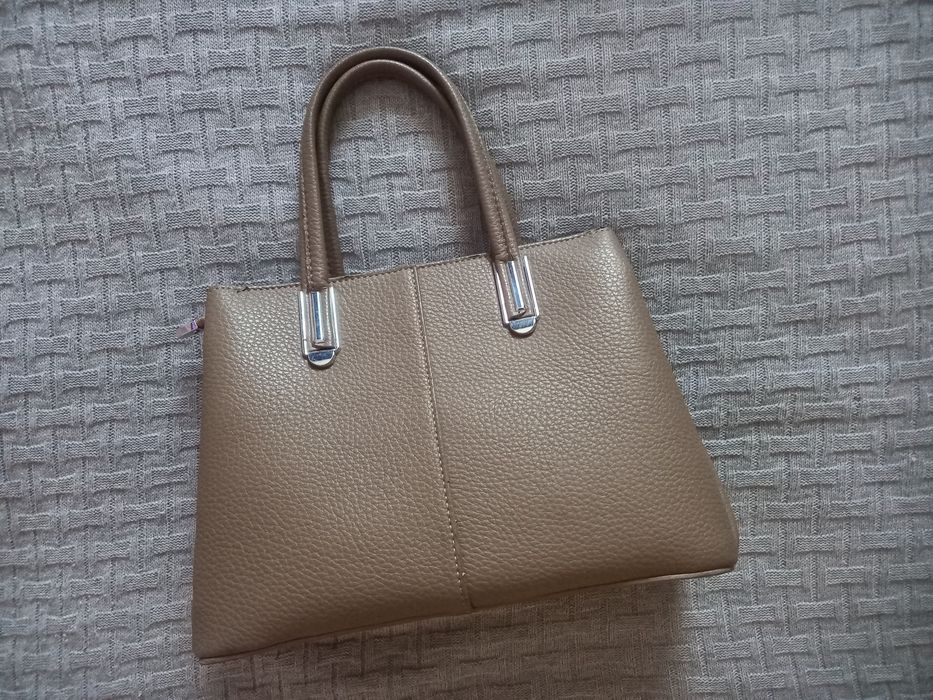 Продам сумки почти новые