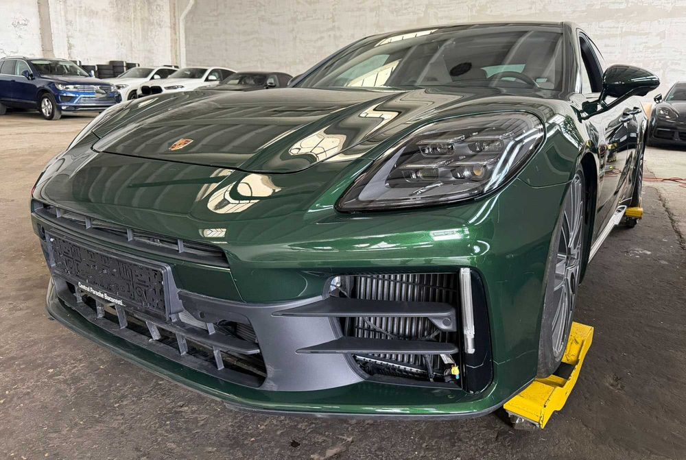 Porsche Panamera 4 E hibrid avariat