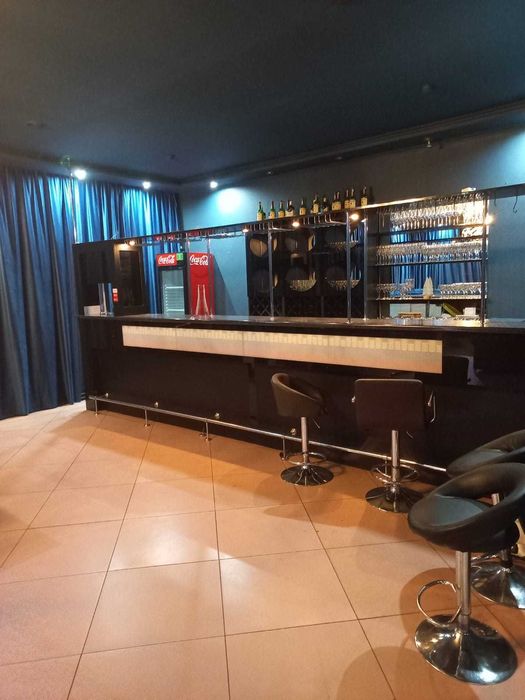 Продам караоке клуб в центре города