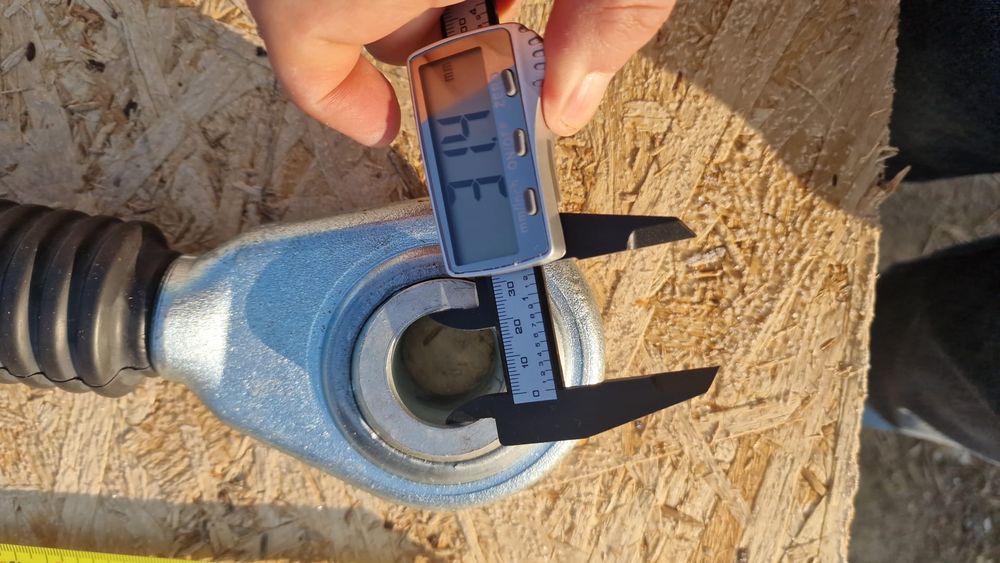 Tirant stabilizator vertical tenson tractor claas massey ferguson valt