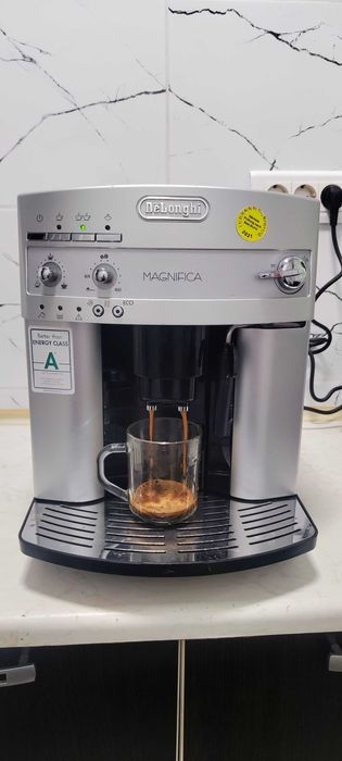 Espressor Automat DeLonghi Magnifica ESAM Aparat cu Cafea