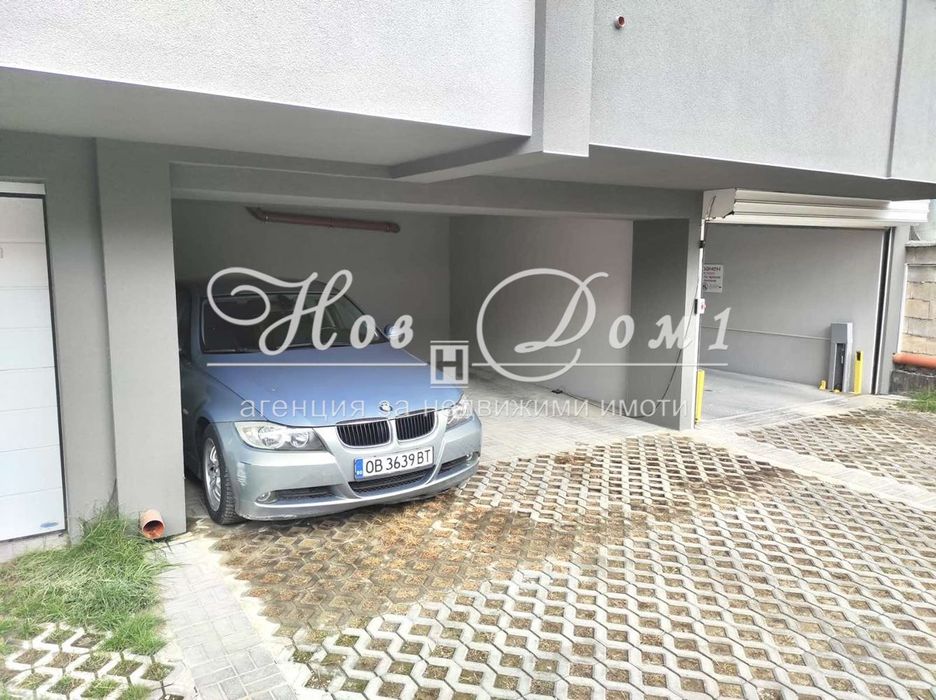 Продава се Гараж / Паркомясто в Варна, Колхозен пазар - 22 кв.м за 2364 €/кв.м - Снимка #1