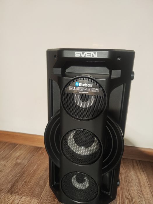 Продам блютуз колонку