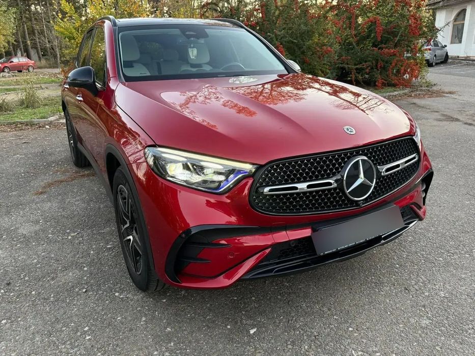 Mercedes-Benz GLC Primul proprietar, cumparata pe comanda de la Autoklass