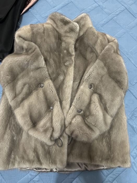 Продам шубу в идеальном состояний