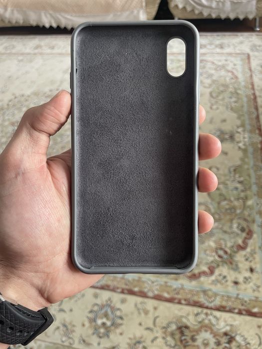 продам чехол новый xs max  цену 1500