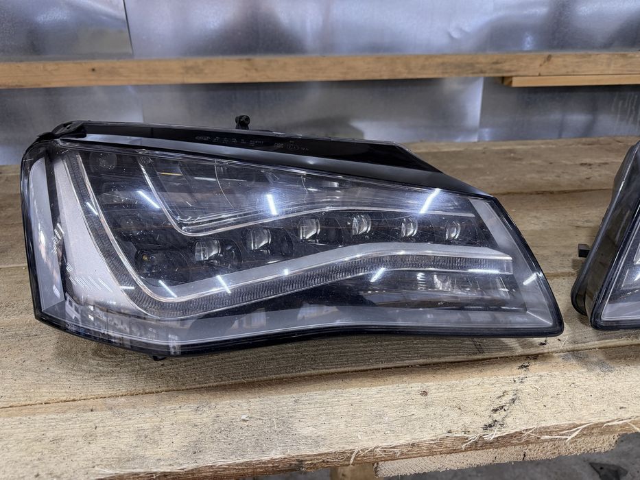 Фарове full led за Audi A8 D4 4h, Ауди  Фаровете са напълно оборудвани и се продават комплект.