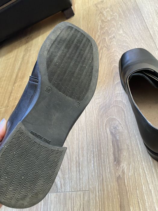 Дамски обувки от естествена кожа