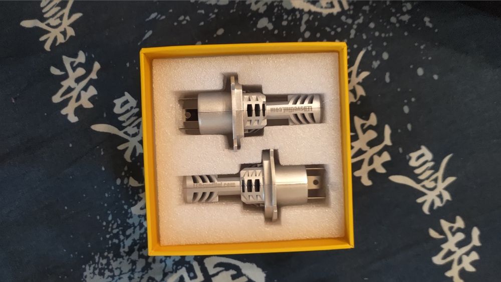 Нови Лед крушки Н4.