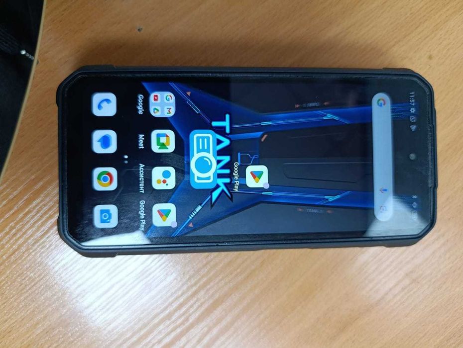 Tank 3 Pro — кинотеатр в кармане + заряд на неделю