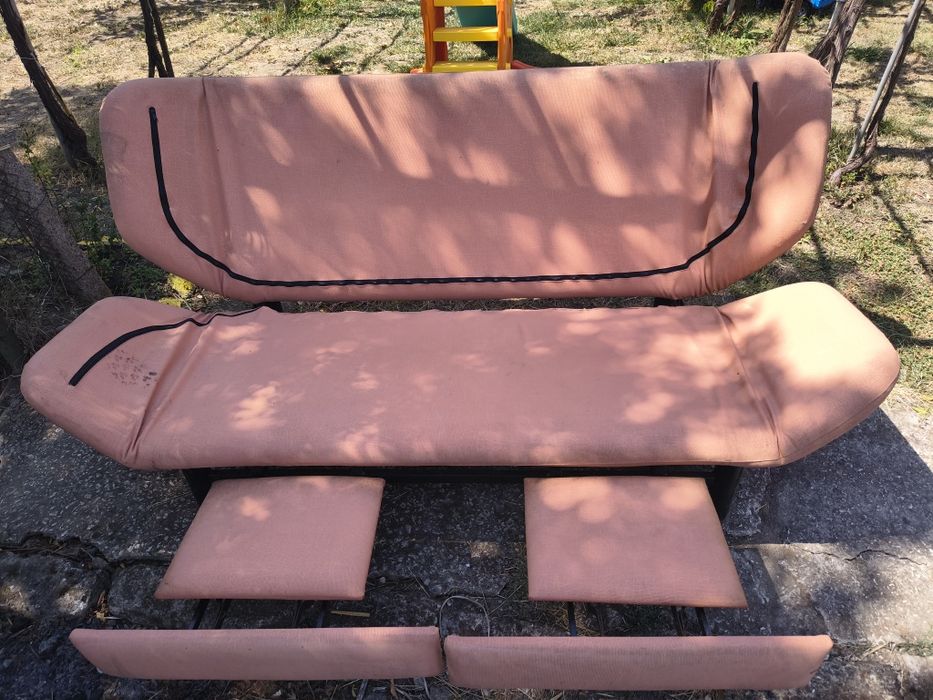 Диван - Разчупен