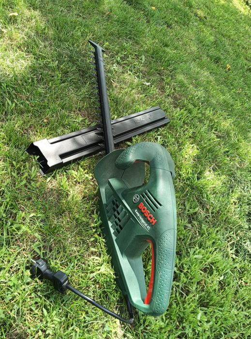 Храсторез BOSCH 420W