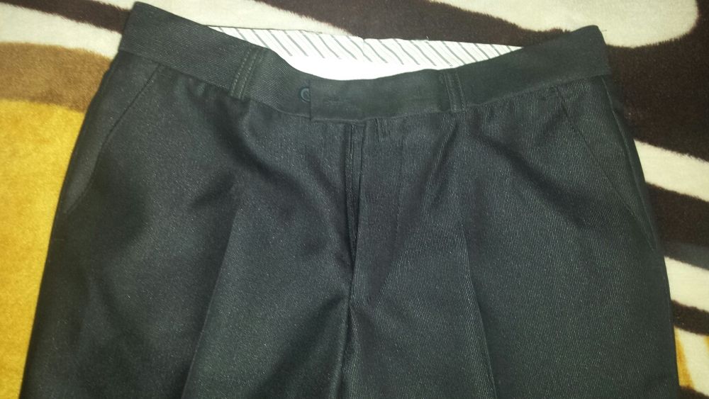 Costum barbati 3 piese 44