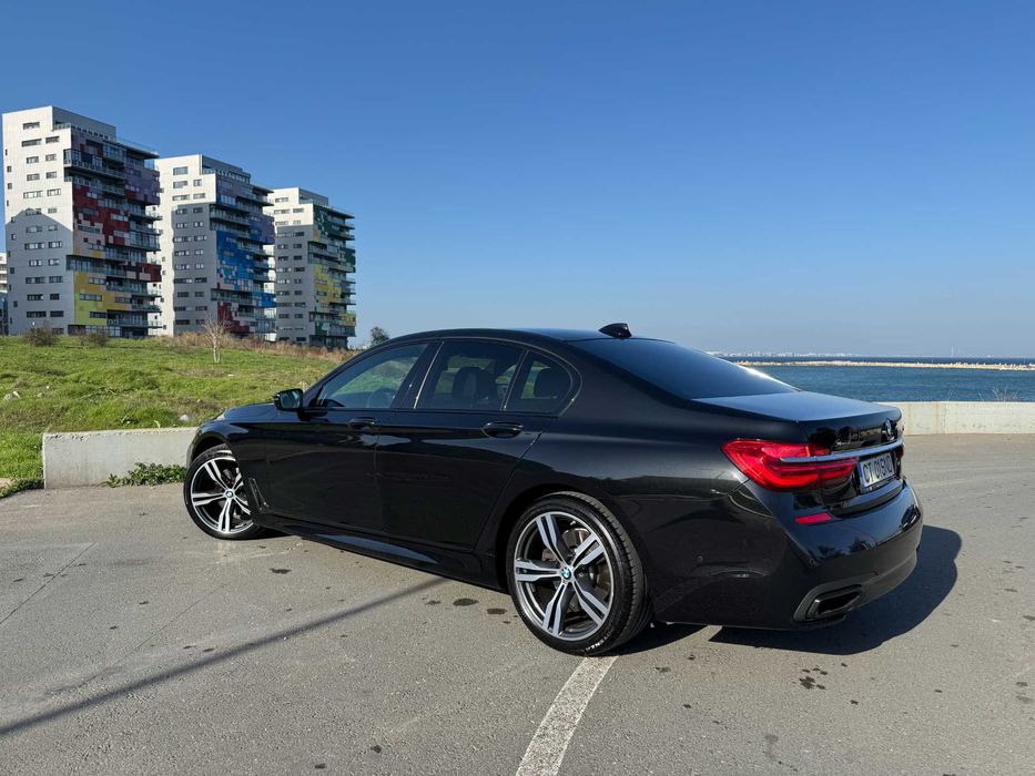 BMW G11 740dX 3.0d 320CP 98.000km foarte generos configurat