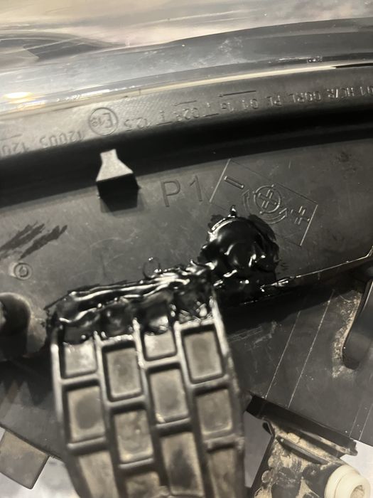 Faruri dacia logan 2 pereche