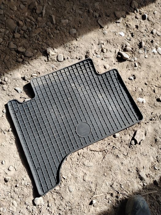 Полик сатлыды хундай