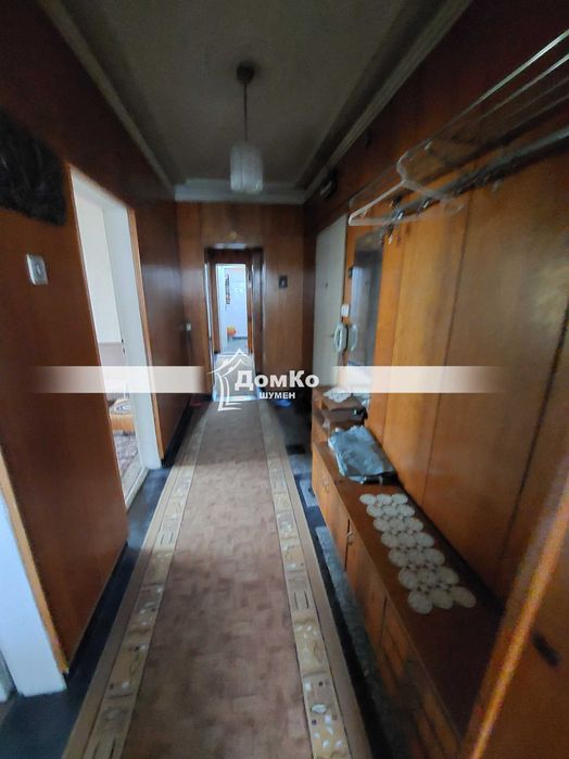 Продава се Четиристаен апартамент в Шумен, Център - 100 кв.м за 1224 €/кв.м - Снимка #2